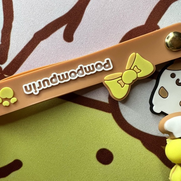 Koala Pompompurin keychain - Picture 3 of 4